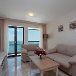 Apartament Antik *