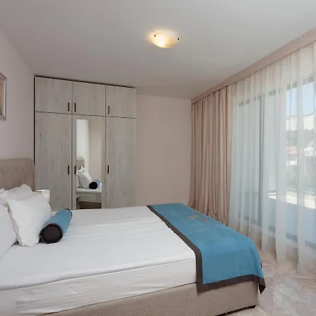 Antik Apartment Balchik