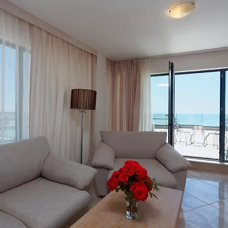 Antik Apartment Balchik